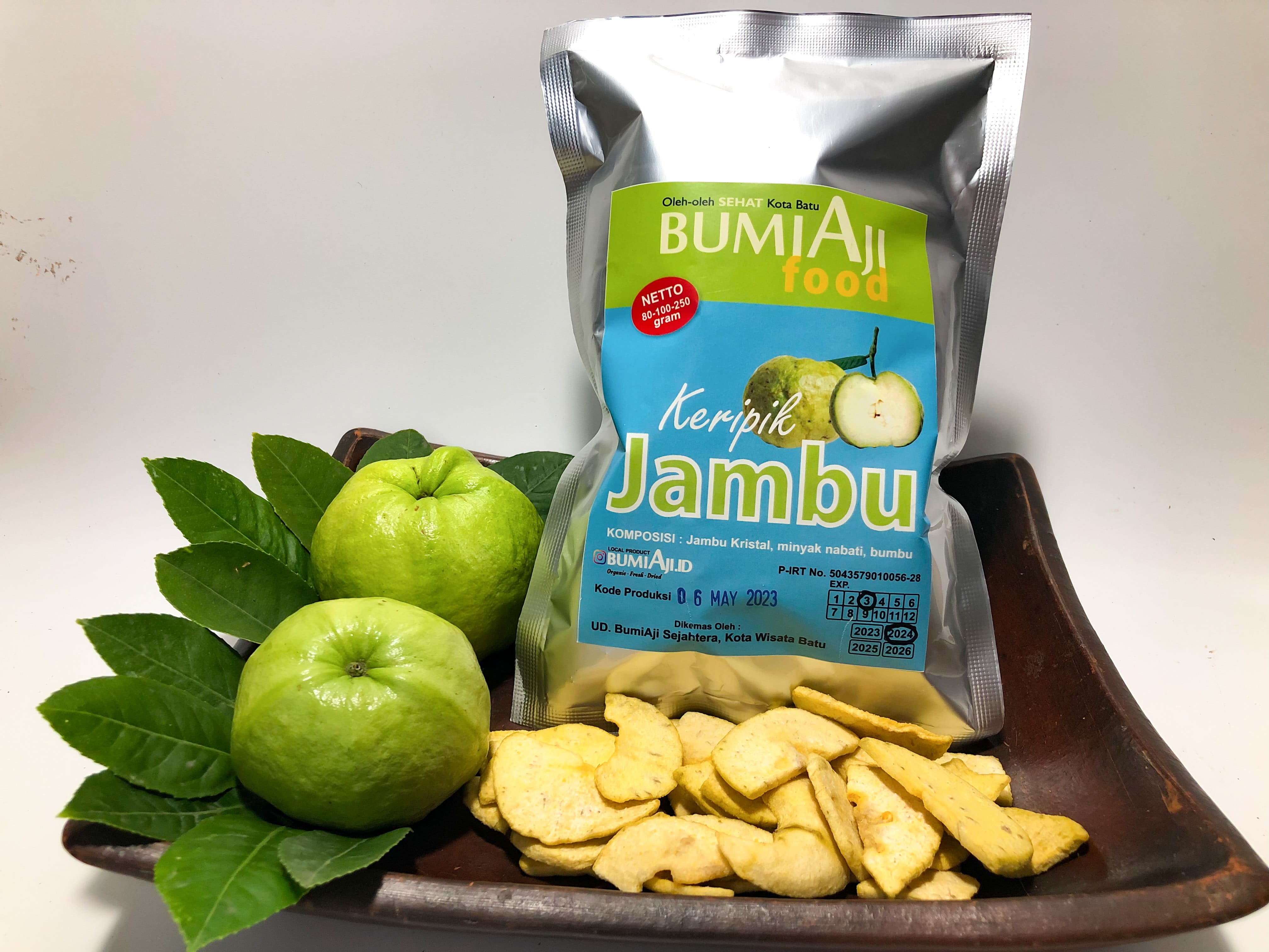 Keripik Jambu Kristal